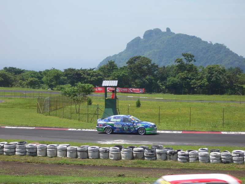 100Km 036_resize.jpg