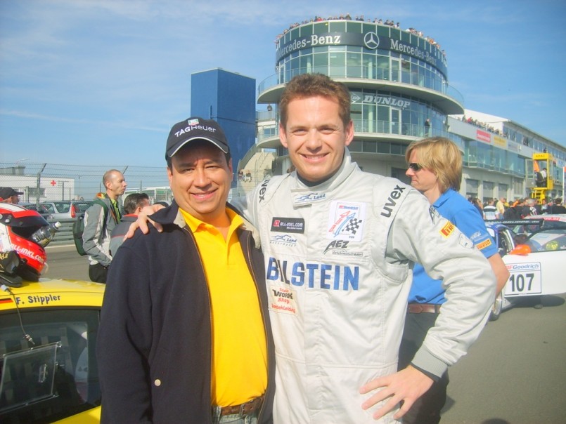 JK y Marc Basseng, buen amigo, piloto del land Porsche.