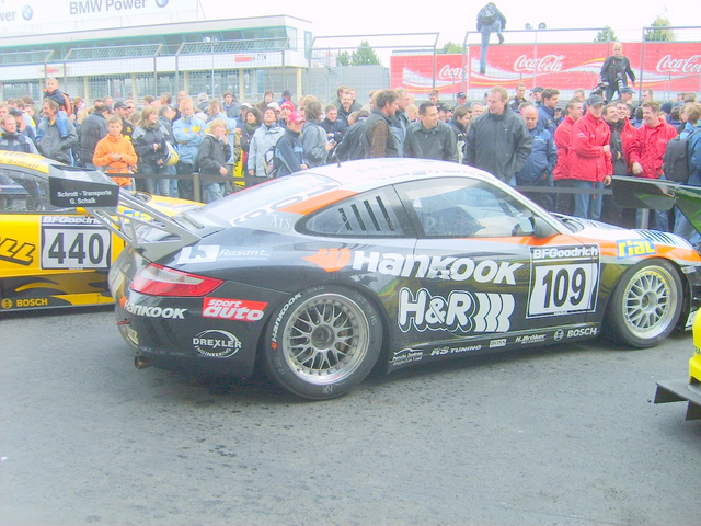 4-Porsche 997 Little nelly Alzen Porsche. Jurgen Alzen, Uwe Alzen. 8.15.056