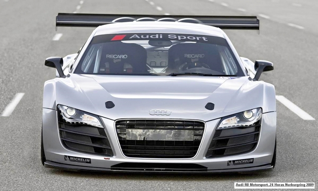 audir8racemotorauthoritue4.jpg