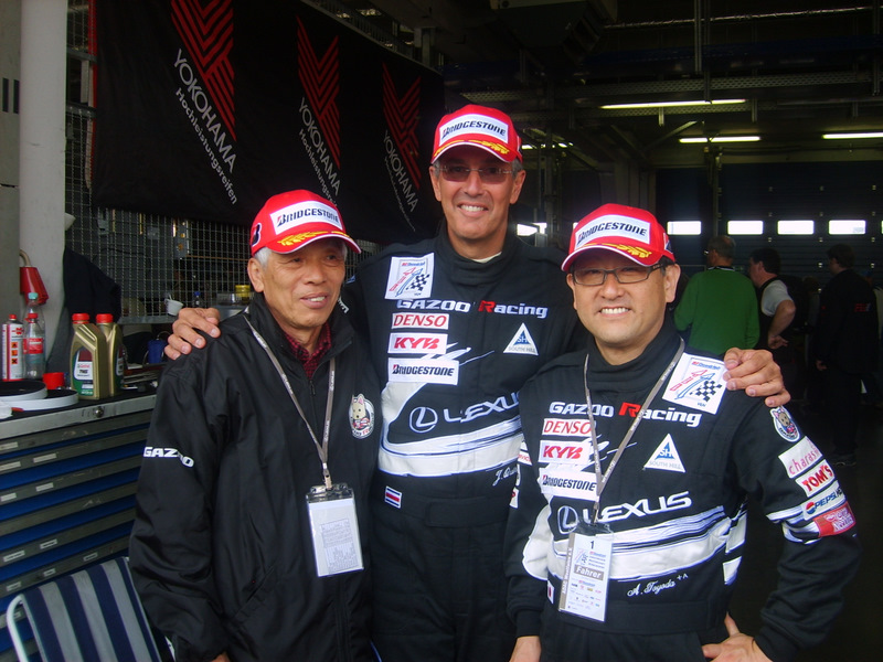 Naruse, Javier y Akio Toyoda.