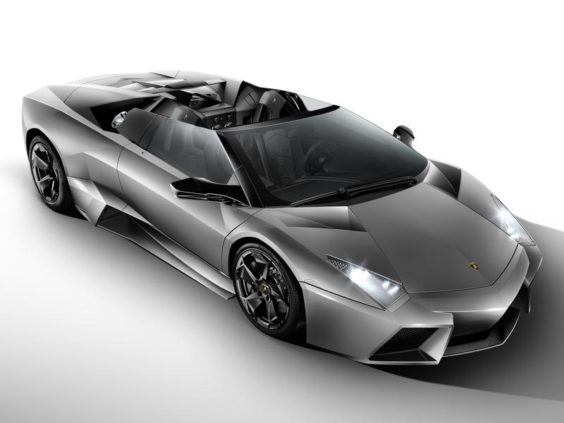 027_reventon_roadster_3-4_front_rgb_w800.jpg
