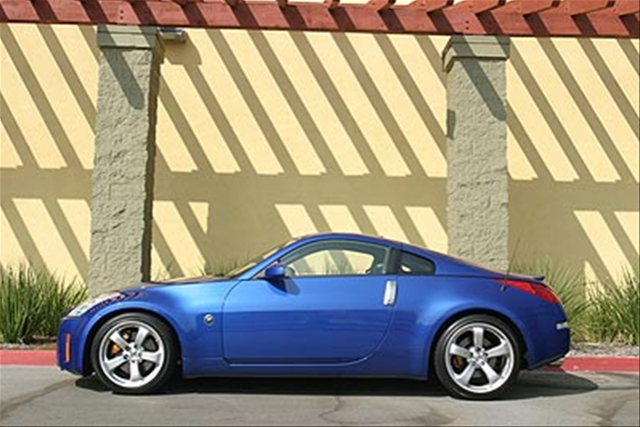 2006-Nissan-350Z[2].jpg