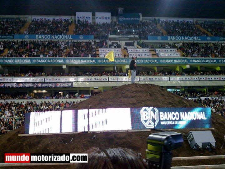 MM.COM 4 XKNIGHTS.JPG