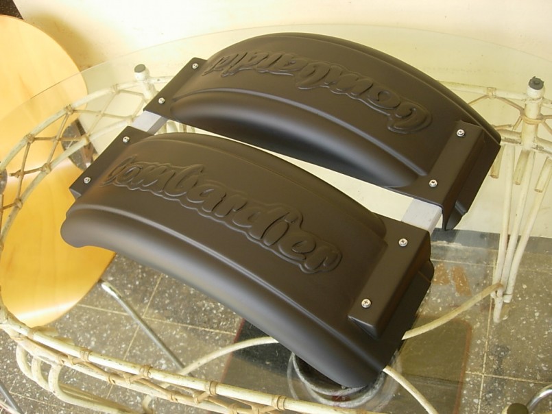 Estos estan personalizados para una carreta de moto acuatica marca BOMBARDIER