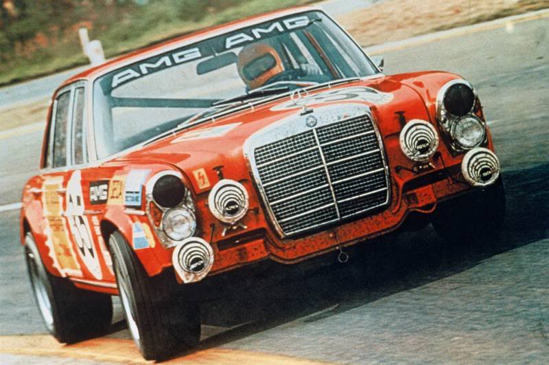 Mercedes-Benz 300 SEL 6.8 AMG - 3.jpg