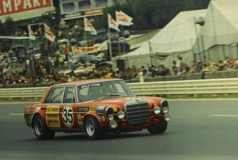 Mercedes-Benz 300 SEL 6.8 AMG - 4.jpg