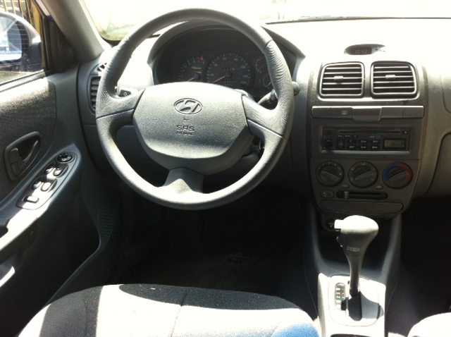 1 ACCENT 2002.jpg