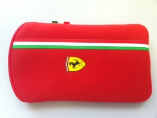 FUNDA ROJA.JPG