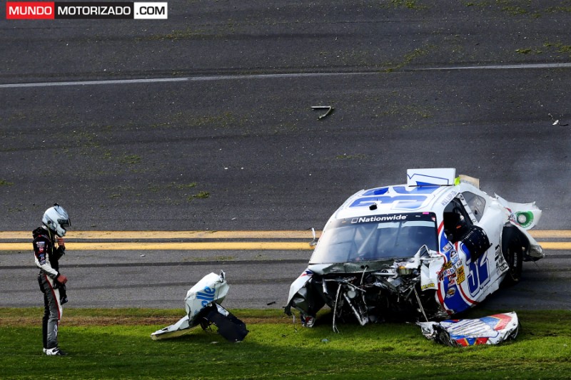 accidente_nascar_18.JPG
