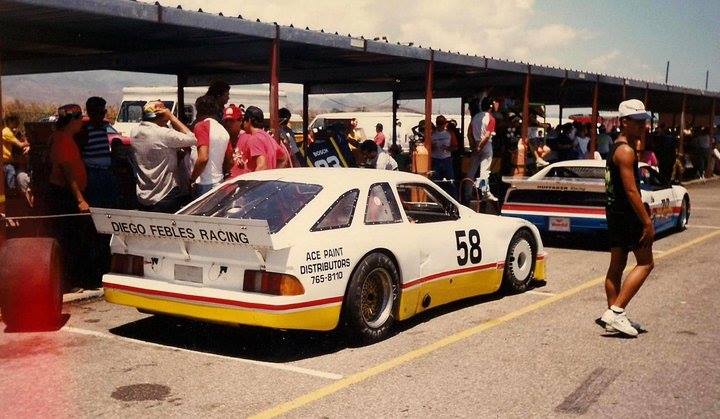Roush Merkur de Diego Febles y Basilio Davila.