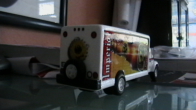 CAMION escala 002.jpg