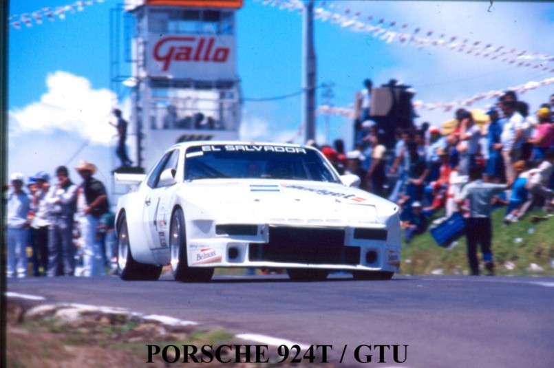 PORSCHE 924T.jpg