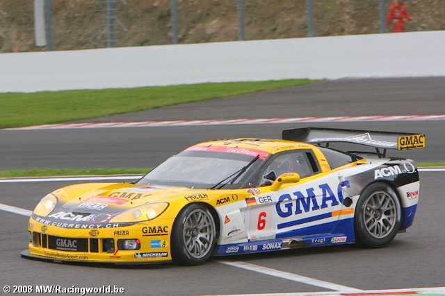 En plena competencia cuando iba de primero.