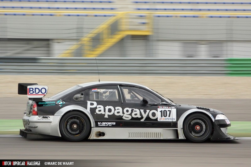 Nicki Pastorelli y el V8 Star Passat