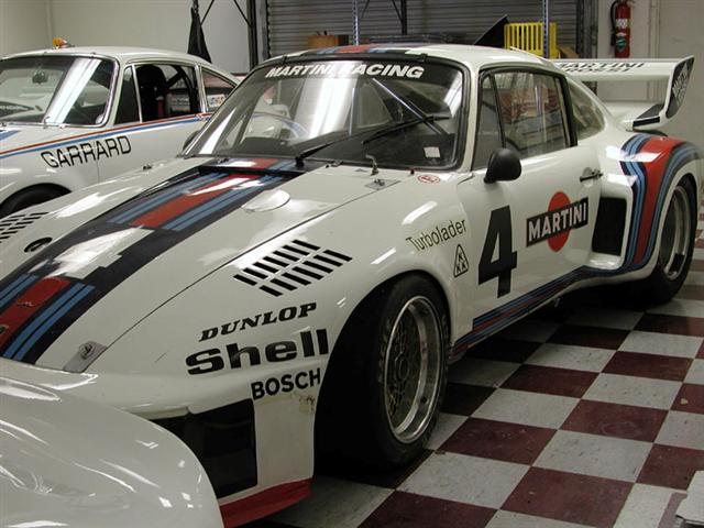 Porsche Martini 935, 1976.jpg