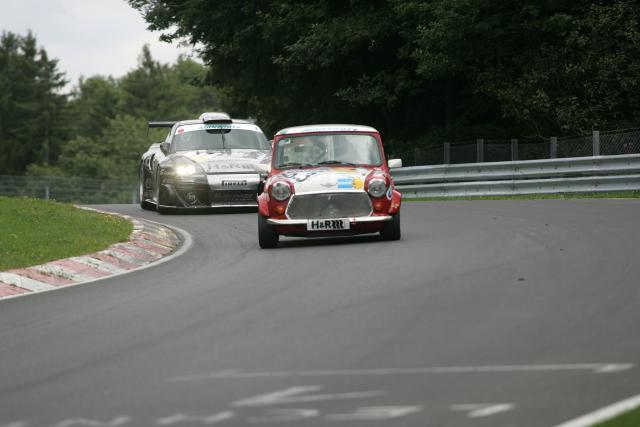 David vs Goliath.... Nurburgring