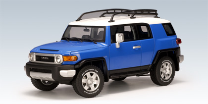 TOYOTA FJ CRUISER (BLUE).jpg
