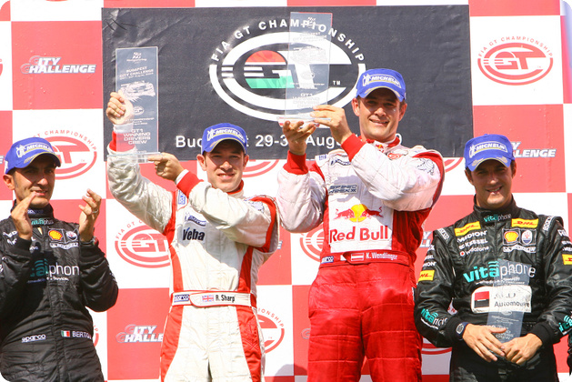 Podium GT1