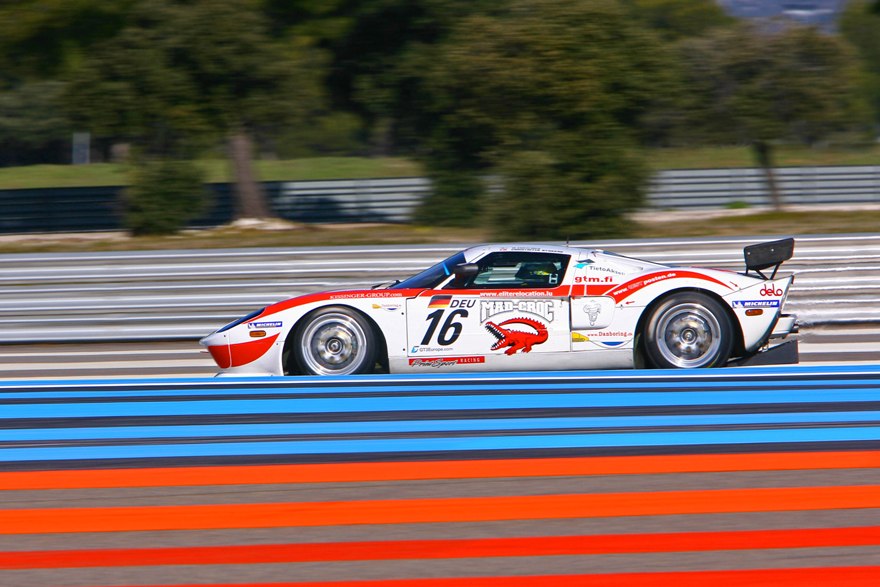 FORD GT TEAM FISCHER RACING.jpg