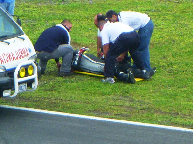 sigue la historia, encima del paciente