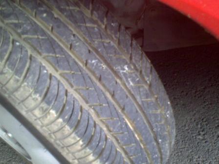 Llanta practicamente nueva.