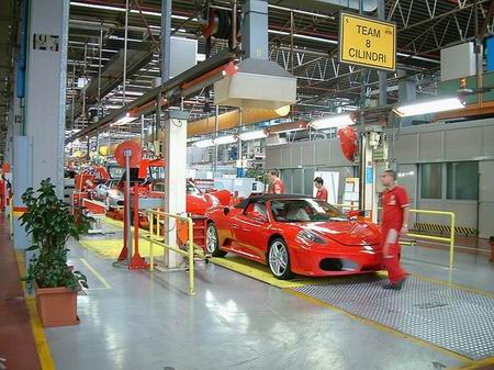 ferrari-factory-foto-1.jpg