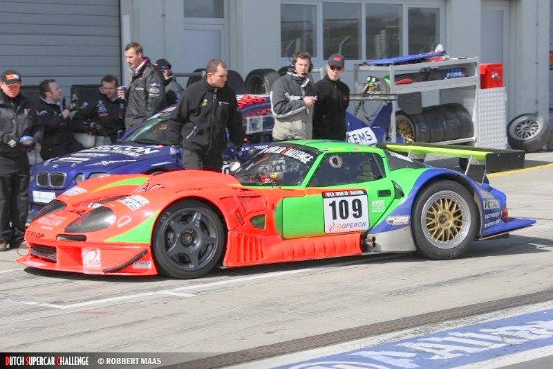 galleries_DSC_2007_2008_1_nurburgring_robbert_maas_MAAS4388-border_jpg_700_500.jpg