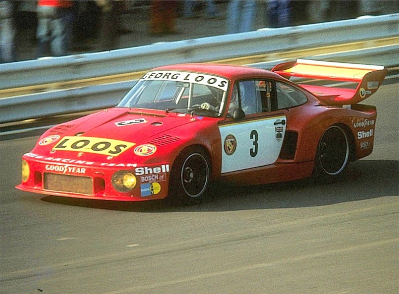 Porsche935-Stommelen1977-05-29.jpg
