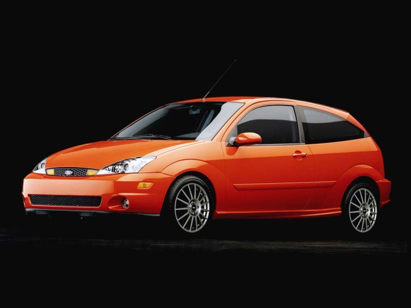 2002_Ford_FocusSVT1.jpg