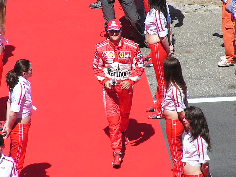 EL HEPTACAMPEON DE FORMULA 1.jpg